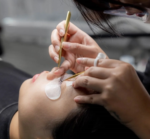 Khoá học Nối Mi trọn gói đào tạo, dạy nghề chuyên nghiệp tại Biên Hoà 