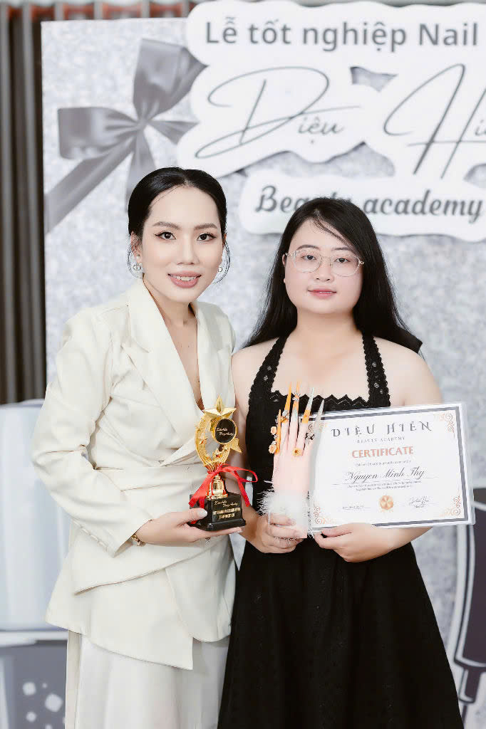 Học viên khoá Nail 2024