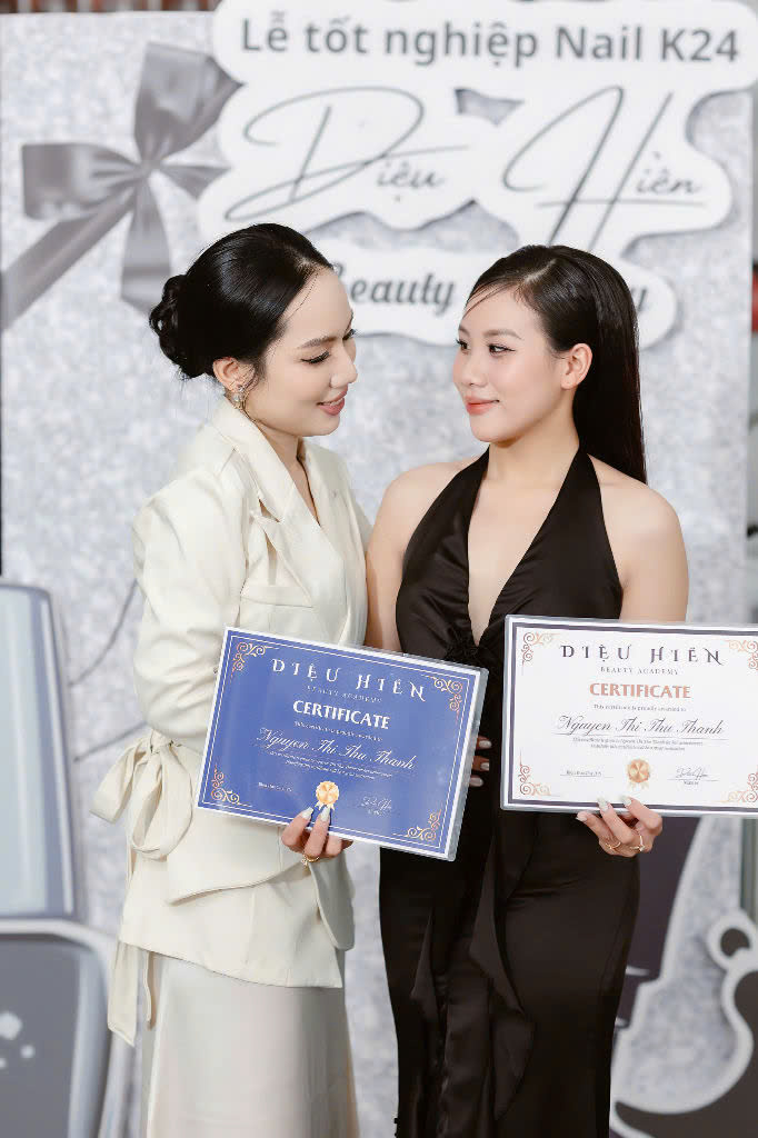 Học viên Nail Phun xăm thẩm mỹ khoá 2024